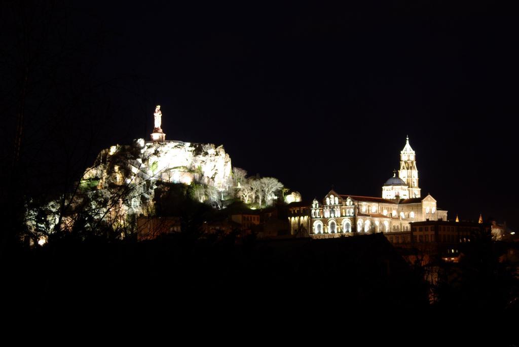 Le Puy-en-Velay Villa Loriline מראה חיצוני תמונה